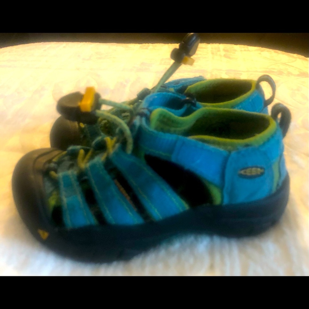 Keen Newport Sandals - toddler Boy US 9 Blue/green